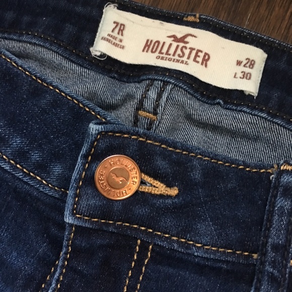 HOLLISTER Stretch Low-Rise Super Skinny Jeans - Picture 4 of 6